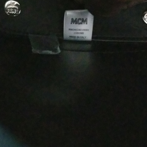 New MCM Milano Mini Patent Drawstring Bag - Picture 13 of 13